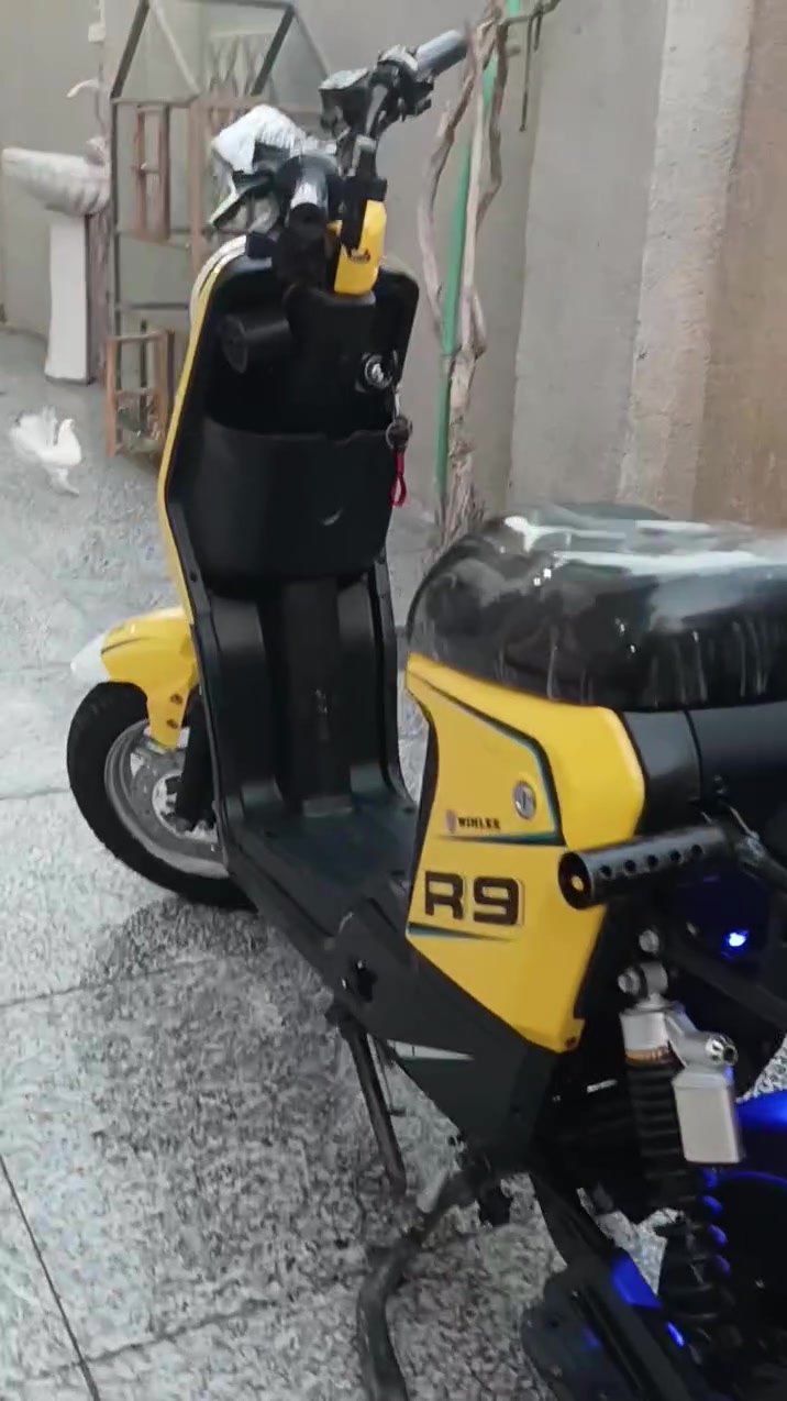 ار ٩ • ٢٠٢٥ • بطاريات ٢٢ أمبير