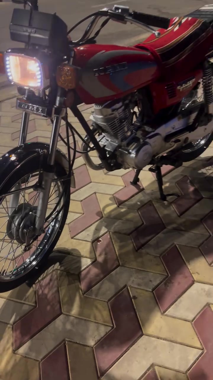 سكنر • وراق • محرك مكفول