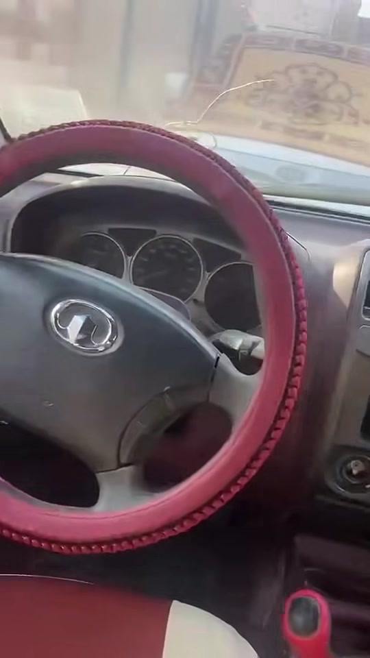 السلام عليكم كريت ويل ٢٠١١ رقم ذي قار مالكها موجود بالسماوة تحويل السيارة علية ضريبة وغرامة٣ورقات على مشتريتنزل من السعر سيارة بيها خياسات ومكينتهامجفتة فول كير مابي شي الي تعجبة هلابي هل موجود بالفيدو والصور مكاني ديوانية الحمزة السعر ٣٣وبيها مجال الشراي وتعجبة ومال جناي السيارة مابيها شي اليع هل موجود شوف واقتنع ومستعجل 

***********
