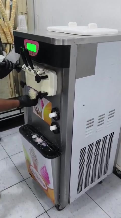 السلام عليكم سوفت للبيع فوول تجمين خزن ليلي دبل كمبريسر سنكل فيز غسل ذاتي مكاني البصرة 
***********
@إشارة
