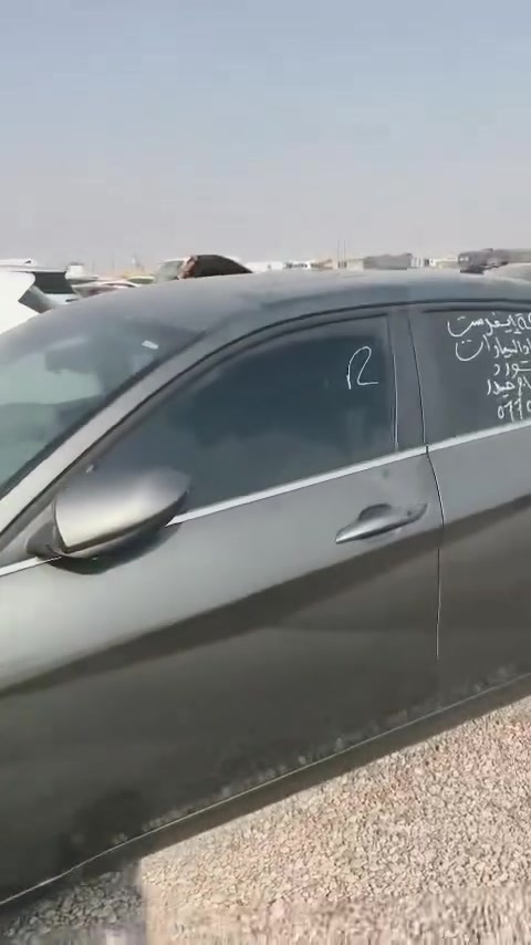 سيارة • بدون تفاصيل • للبيع