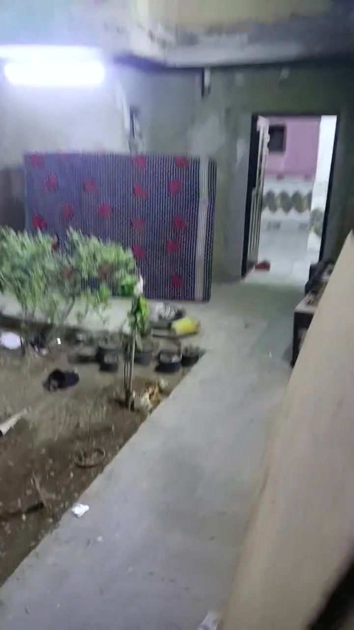 هوبيت للبيع بمساحه 200 متراً مربع كامل الخدمات العنوان جسر ديالى القديم حي السلام الثاني قرب شبكة أبو سماعين للتواصل ـ ***********ـ ‏‪***********‬‏
