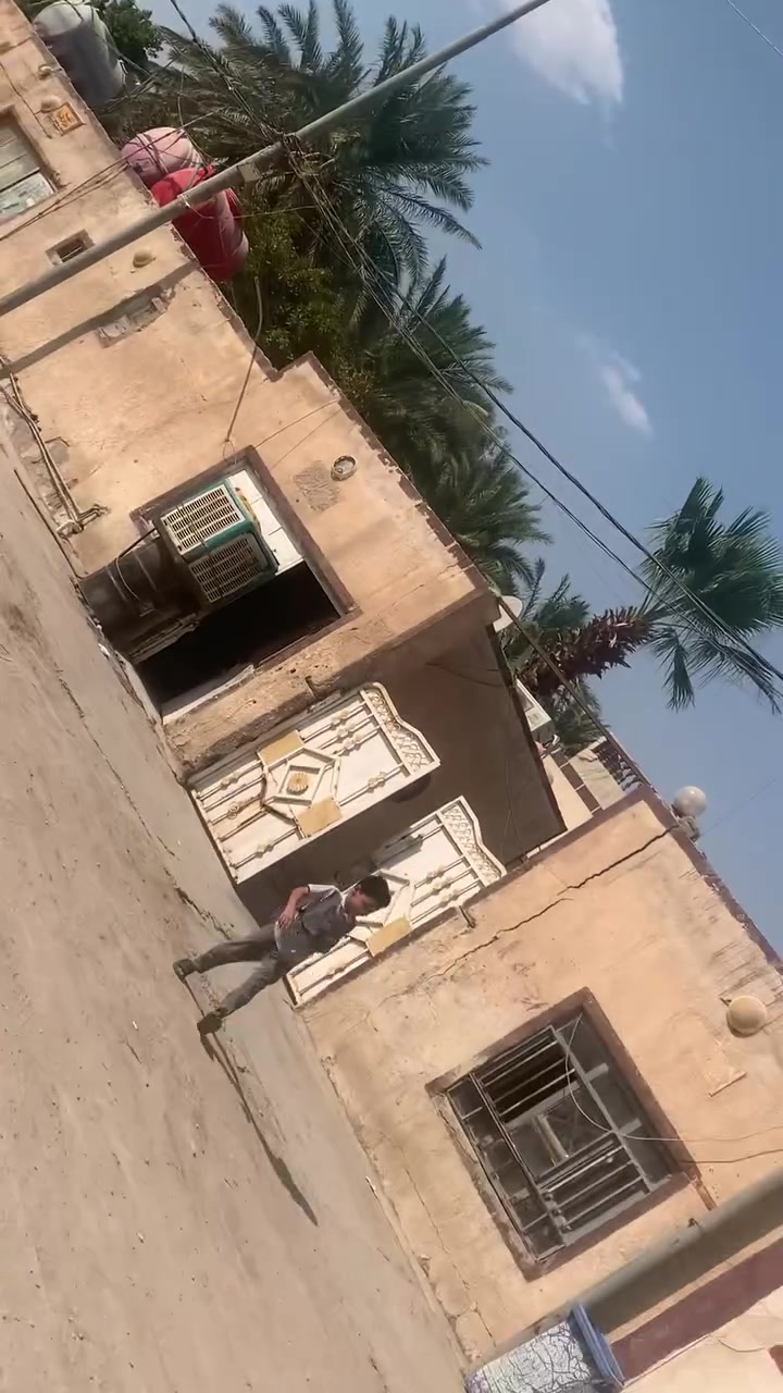 السلام عليكم نص دونم قريب على حوالي بغداد جديد قريب عل مجمع رحمان ثنين بيوت 3 محلات موقع كلش حلو  سعر 330 وبي مجال ستفسار اكثر *********** سند 25
