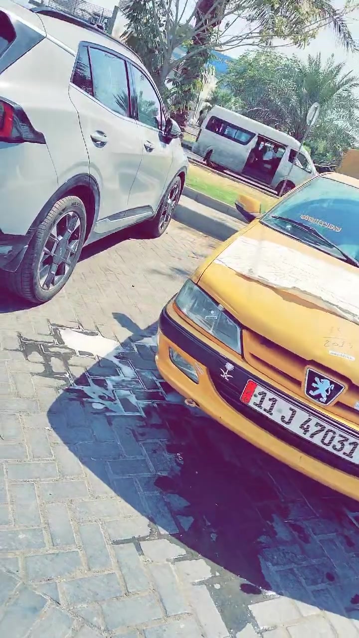 سلام عليكم بيجو بارص 15 كير مكينه تبريد مكفول حداديه نص عمر تخم تاير جديد دوشمه جديده سياره جاهزه وحلوه احلى من فديو مشروع وطني رقم انكليزي بسمي تحويل مباشر 
مكاني زعفرانيه ***********الشراي يتصل واتساب فقط
