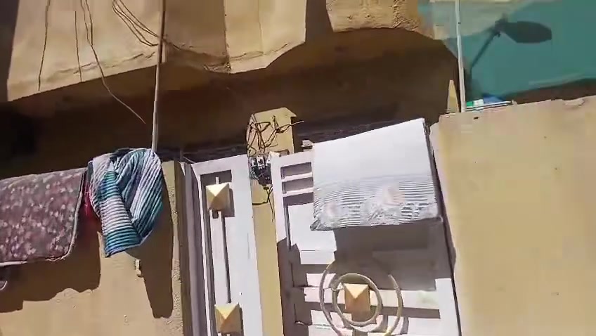 للبيع بيت مساحه 100م طابق واحد
طابو زراعي سند 25
يتكون من: /صاله /استقبال/ مطبخ/ غرفة نوم
الموقع :كربلاء / البوبيات / قرب اسواق برتقاله/
قريب على الامام يصلح سكن او حسينية 
للاستفسار: ***********
***********
