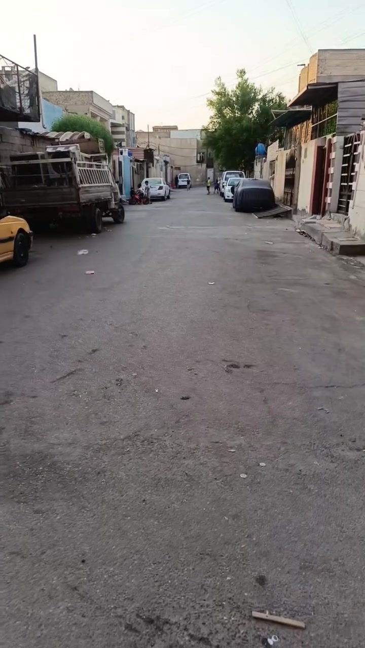 الدار البيع مساحة ١٤٤م مقسم القطعتين صالح الاستثمار الموقع الحبيبيه قرب الاورفلي وسوق الدجاج قريب عله شارع الاستفسارات إتصل على رقم (***********)
