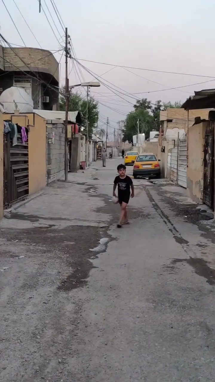 كاع وموقع تنرزق منه العنوان جسر ديالى العرايفيه قرب اسواق السيد كاع مساحه 200متر مربع لستفسار 
#***********
