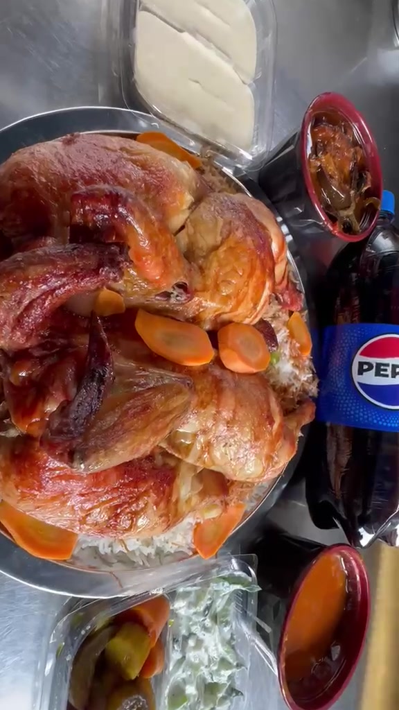عرررررض ب15 وتوصيل مجاني
🍗 هل تبحث عن الطعم الأصيل والأكل اللي يفتح النفس؟ 🍗

​مرحباً بكم في مطعم بيت الدجاج، حيث نقدم لكم أشهى الأكلات بمفهوم "أكل بيت سفري"!

​✨ ليش تختار بيت الدجاج chicken house 

​نضمن لكم جودة عالية وطعم مميز في كل وجبة.

​نتميز بنظافة تستحق ثقتكم لتقديم أفضل أكل بيت سفري.

​نوفر خدمة توصيل سريعة لضمان وصول طلبكم حار وطازج.

​🍽️ قائمتنا المتنوعة ترضي كل الأذواق وفي كل الأوقات:

​🌅 وجبات الإفطار الصباحية:

​ابدأ يومك بأطيب فطور عراقي يضم البيض (عيون وأومليت)، والمخلمة بأنواعها (لحم وخضار).

​يتوفر لدينا أيضاً كبة سراي وباقلاء بالدهن الحر لوجبة متكاملة.

​🍗 الأطباق الشرقية والغداء:

​لعشاق الأكل العراقي الأصيل، نقدم الدجاج المشوي العراقي الطازج من الشواية مباشرة، وقوزي اللحم (نصف كيلو).

​تشكيلة من الطبخ العراقي مثل التشريب، المقلوبة، البرياني، وحتى الدولمة العراقية المتوفرة كطبق أو جدر كامل.

​🍕 الوجبات السريعة والمقالي:

​تشكيلة واسعة من البيتزا الساخنة مثل (شاورما اللحم والدجاج، البيبروني، والمارغريتا).

​أشهى السندويشات والوجبات السريعة التي تشمل البرگر، الزنجر، والصاج.

​قسم خاص للمقالي المشكلة يضم الكبدة، الفلية الموصلية، الجلافراي، وكبة حلب، مع توفر "صينية مقالي مشكلة" تكفي لـ 4 أشخاص.

​قسم مخصص للفلافل اللذيذة والمقبلات لتكتمل وجبتك.

​📍 عنواننا:

بسماية - الشارع العام - البوابة الجديدة (الخدمي) - خلف مقهى أبو حالوب. (بجوار صيدلية سما الفيحاء).

​🛵 جاهزين لاستقبال طلباتكم!

للحجز والطلب، اتصلوا بينا على أرقامنا:

📞 ***********

📞 ***********

​#مطعم_بيت_الدجاج #أكل_بيت_سفري #أكل_عراقي #بسماية #وجبات_سريعة #توصيل_طلبات
