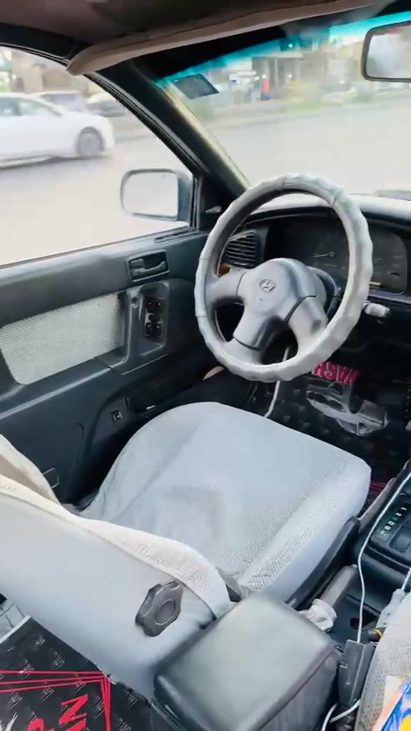 السلام عليكم السيارة للبيع او المراوس السياره اوتو و خير من الله و ب اسمي و رقم نكليزي  سعره 30$و بي مجال و الله يرزق الجميع 💙
