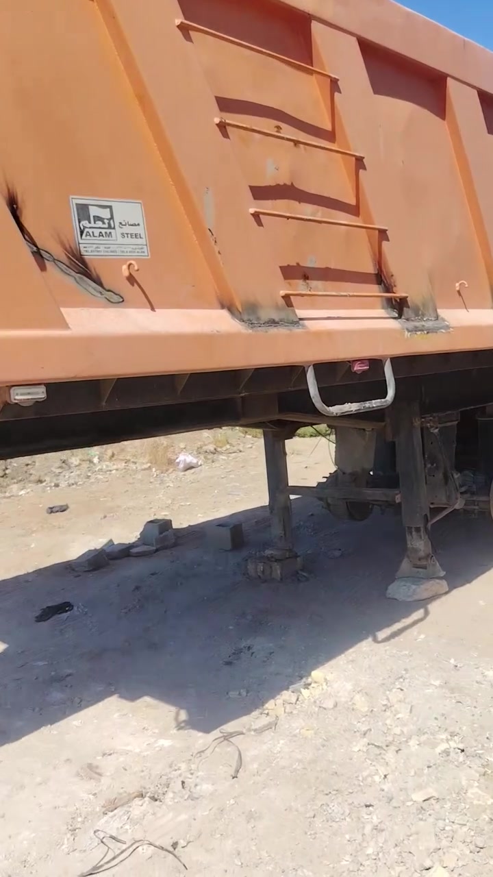 عربانه نساف للبيع مكان بغداد تاجي *********** السعر 110  وبيه مجال

