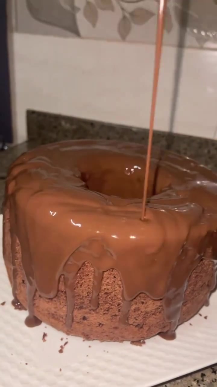 🎂 كيك بيتي بطعم وحب من البيت 🤎
طازج، هش ولذيذ… وينعمل حسب طلبچ ✨ الكيك ساده ب5 الاف والكيك بركانية ب8 وكيك أم اليمون ب6
للطلب والاستفسار دزّيلي خاص 💌
