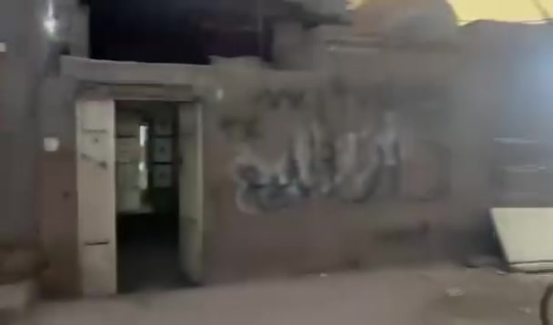 ‏سلام عليكم بيت للبيع حي طارق قديم رابح فرع مساحة 120 سعر 40 في مجال رقم الهاتف ***********

