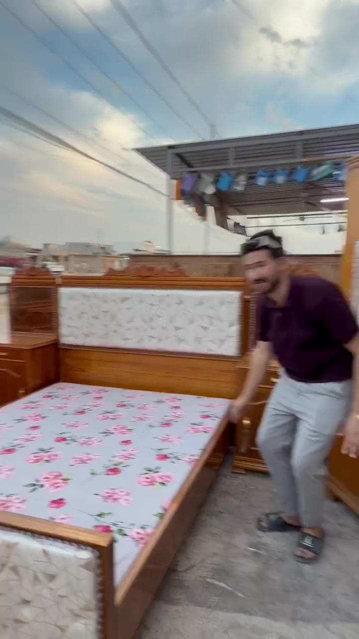 سعر اخو بلاش 
محل علي درجه اولى 
رقم ***********
