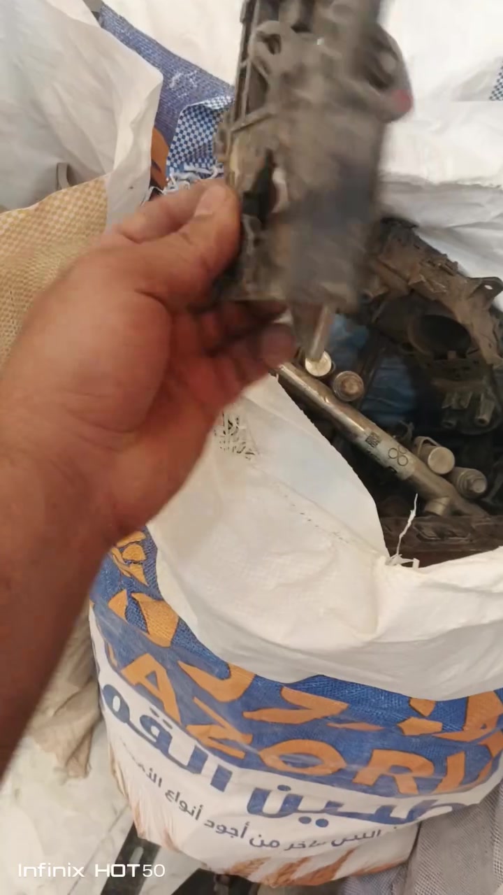 غراض حاويه كوري بيعهن شلع ستفسار ***********ربح الك والخسارء عليه

