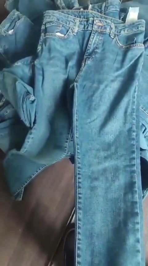 شروه بنطرون رجالي شبابي عدد 3000 قطعه.    من المعمل.  سيريات نضامي ومكسر.     تركي فول ليكره.  السعر.  1.50دولار.   للقطعه.   
***********
https://t.me/+hfEOvkkogrQ4M2Ji
