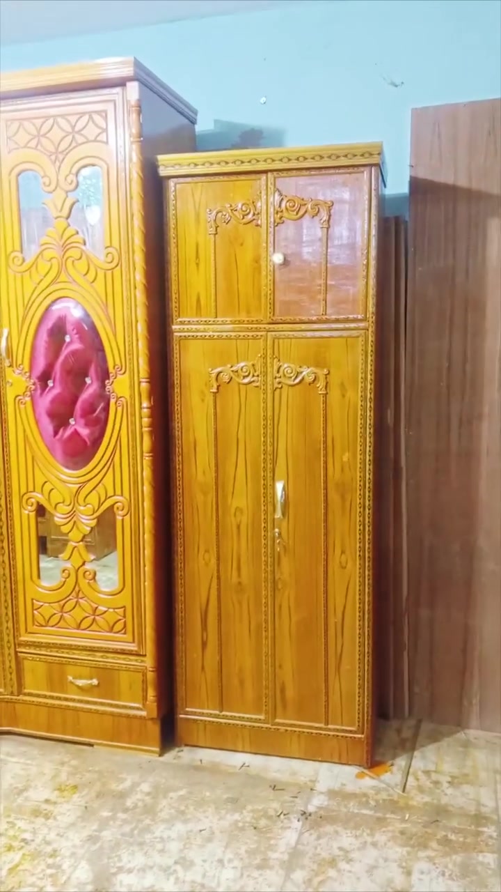 غرفه ام 6 طابقين تزكام ضهر جرجوبه زاويه كنتوريه غرفه جديده ضخمه كوت حي جهاد زويرجات مراسله او اتصال تدلل ***********
