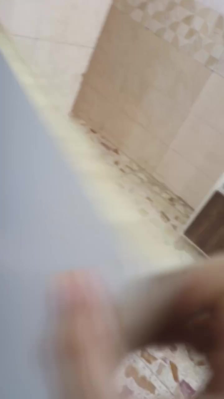 كاونتر 3امتار مودرن حديث المنيوم وبيبان خشب قوي مو سوكي نضيف 95بالمية استخدام سنه سويته ب3ملايين ووربع اريده ب500قفل عنواني حي الجهاد الامانه
