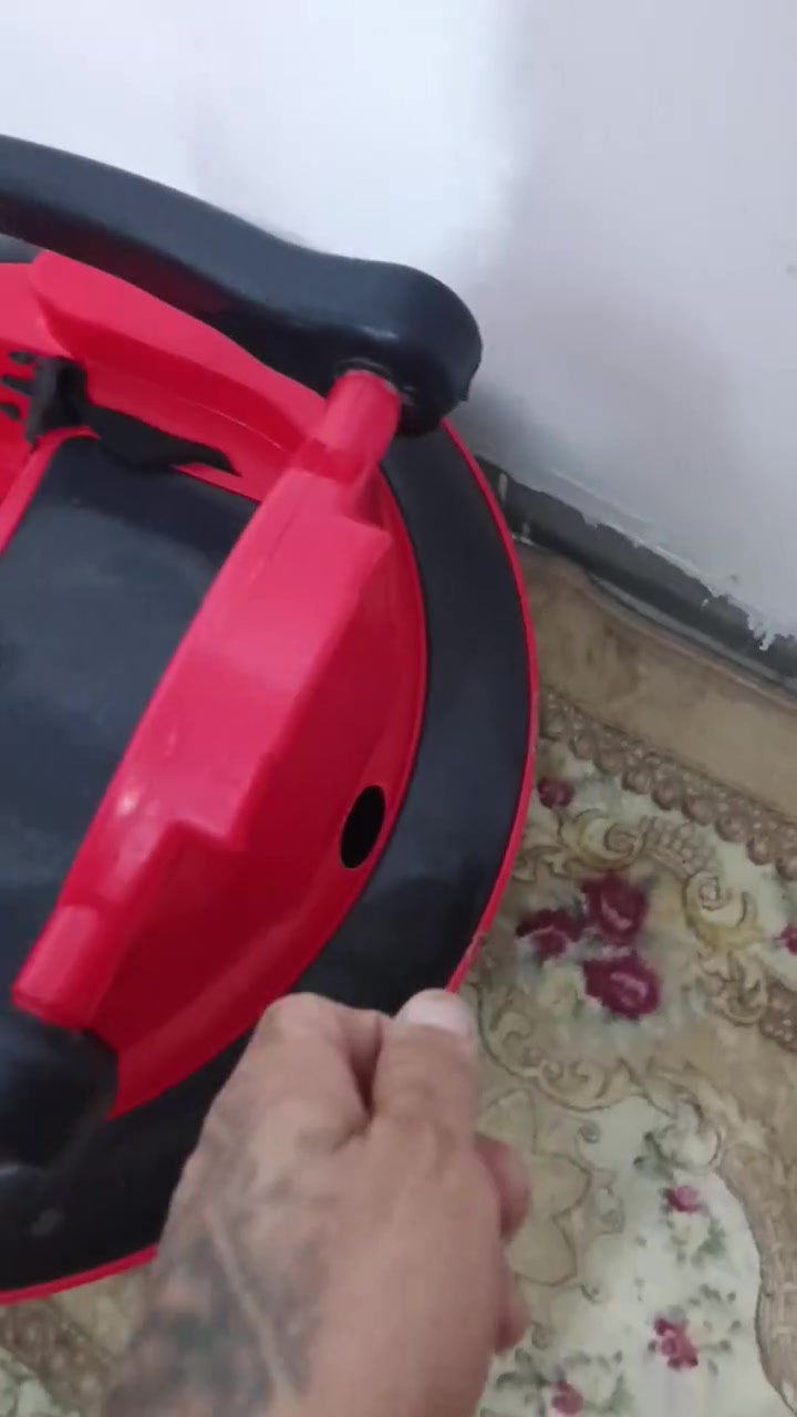 سياره وعربانه وهزاز  ٣×١  جديده كلها شغاله 
يوجد توصيل  
*********** ملاحضه السياره مو صيني باله من الكويت
