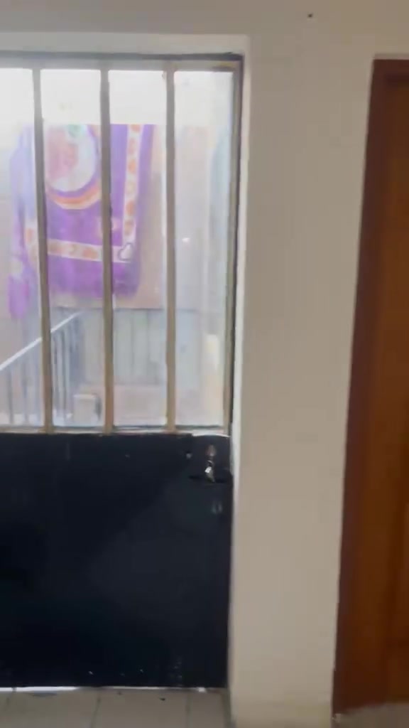 شقه للايجار طابق اول فوك الرضي نضام عوائل فقط
غرفتين2نوم وصاله ومطبخ وخدمات يجارة قفل 500
موقع منطقت الدورة شارع المعلمين قرب فران العراق 
للاستفسار واتساب *********** //فقط عوائل نفرين أو تلاثه
