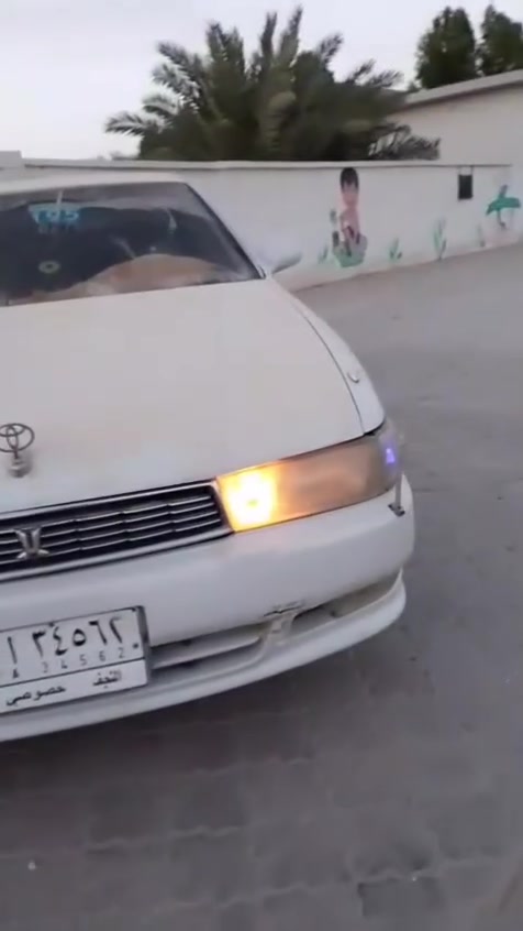 السلام عليكم كرستا 92سياره نضيفه مكينه وكير اثنين ونص حداده حديده كهربائيات كلهه شغاله  مضخم تخم تاير . سنويه 2027                *********** عنوان الزبير
