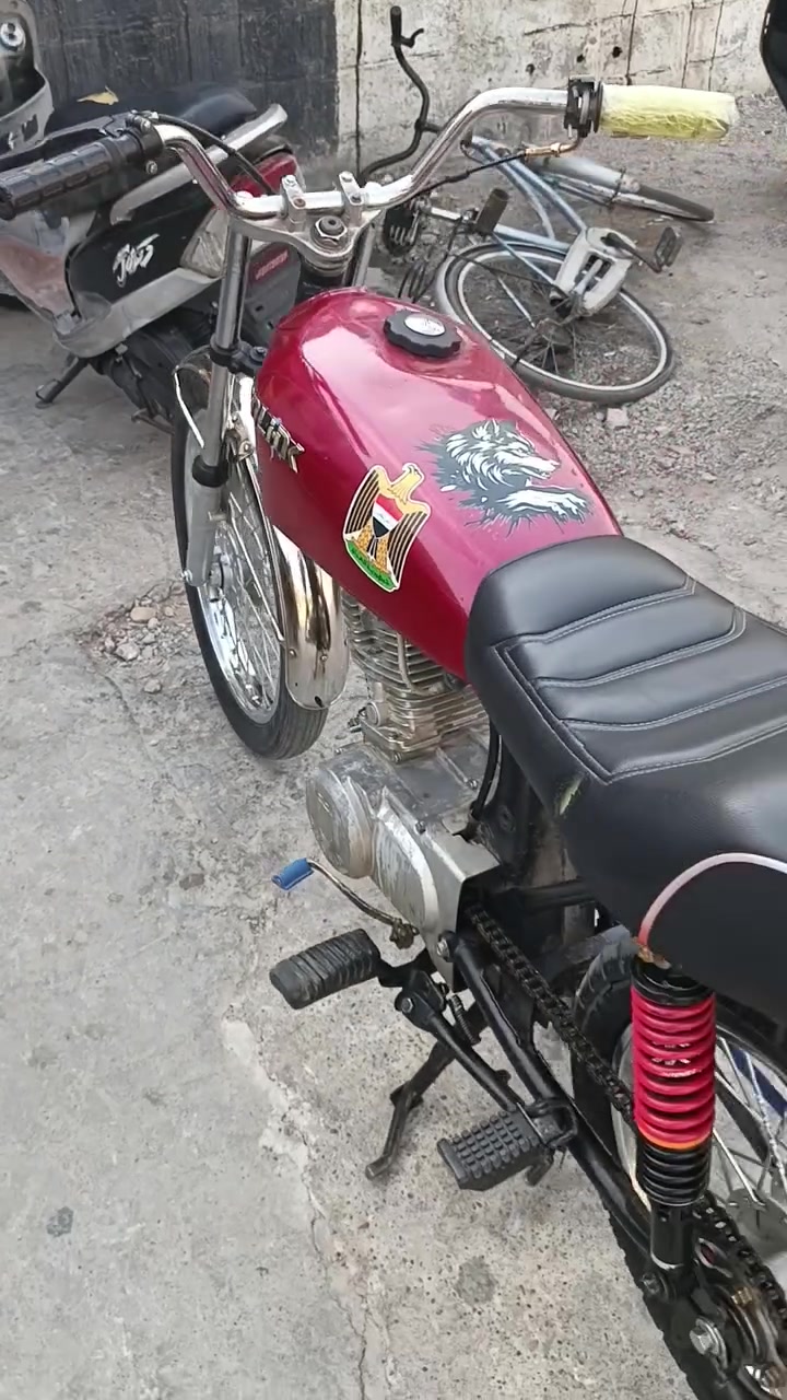 سلام عليكم دراجه ارشه للبيع كلك نضافه فول ٣٥٠ وبيه مجال ***********
