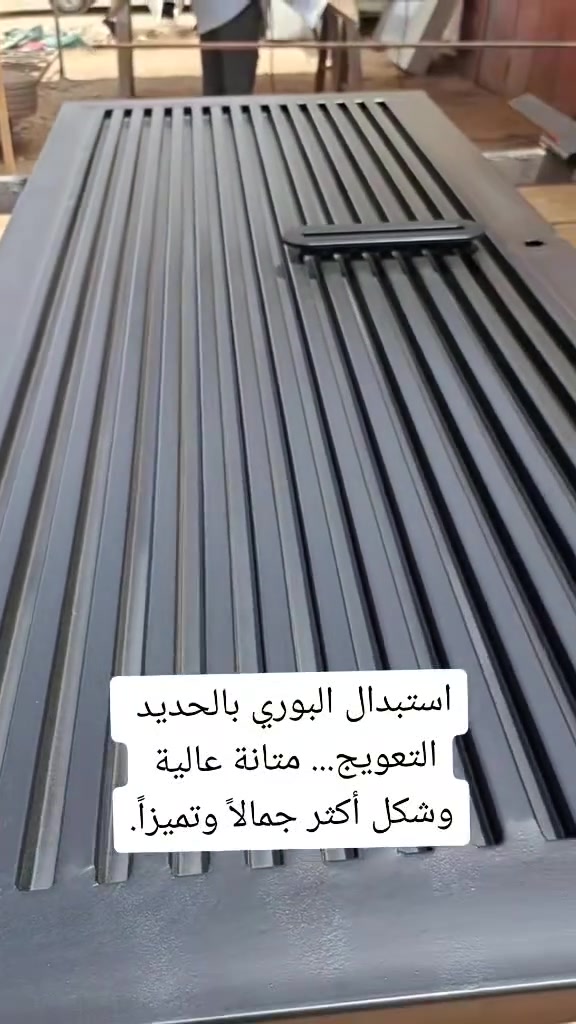 السلام عليكم حداده متنقله داخل النجف والكوفه لعمل كافه أعمال الحداده والصيانه تصليحات سقفيات كيسبان سقف الأسطح والمناور وبانسب الأسعار *********** واتساب موجود
