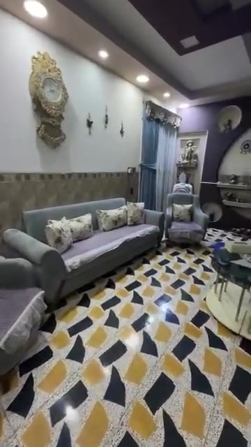 السلام عليكم طخم جديد ب600 بي مجال رقم الهاتف ***********
