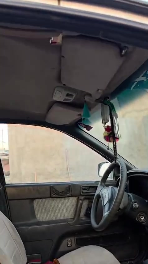 سلام عليكم  إني مكلف بالنشر إخواني ما عندي تفاصيل هونداي مصطره سياره حلو ناعمه سعر ٢٤هذا رقم صاحب السياره ***********
