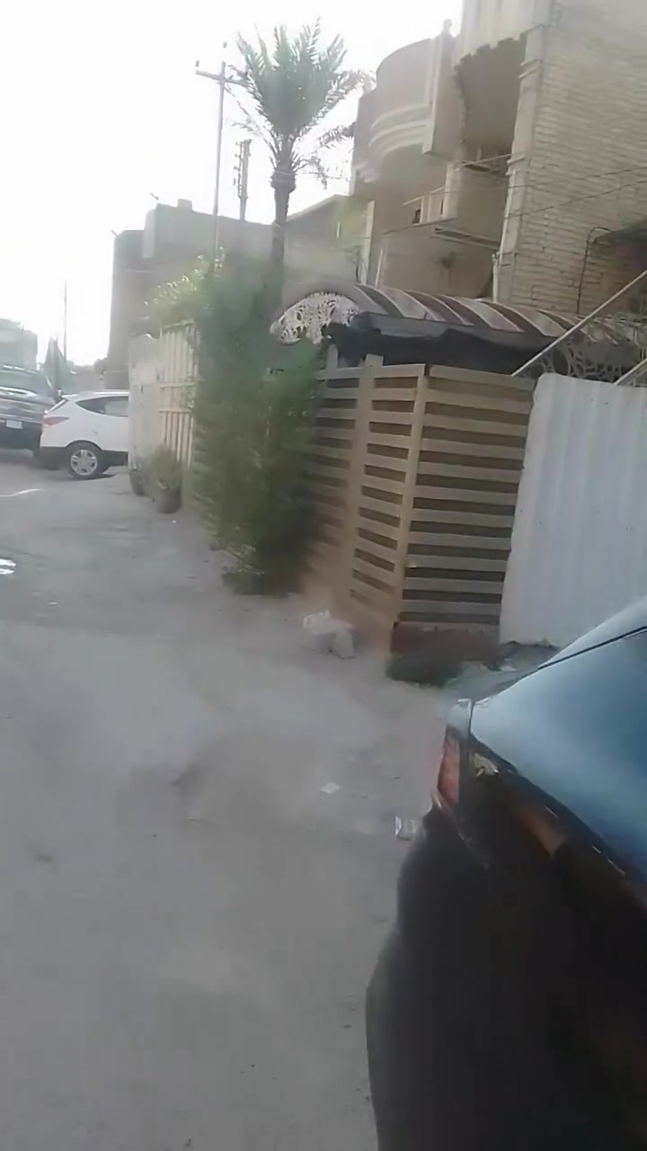 دار للبيع في حي أور طابقين نضيف بسعر قطعة أرض قريب جدا من الشارع العام والسوق وجامع الفردوس المساحة 120م واجهه 6 نزال عشرين للاستفسار *********** ابو مصطفى
