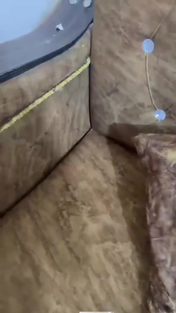 ديوان • ٣ طبلات • للبيع