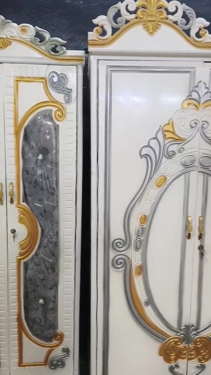 غرفة ٦باب أخت الجديدة اي ضرر مابيها نضافتها 95/100 موديل تركي شغل عراقي صبغ حراري زاوية كنتورية برتفاع الكنتور مكان بغداد فلكة حي النصر سعر ٧٥٠ ***********
