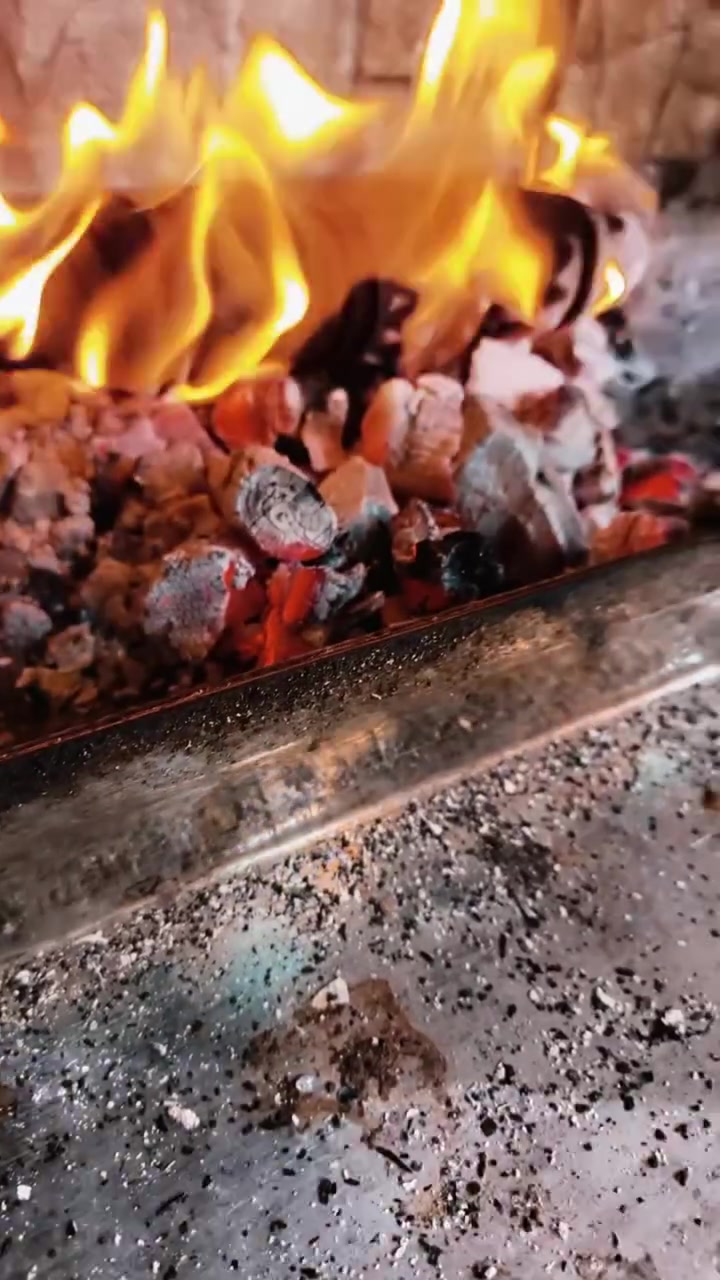 مطعم مشاوي • تجهيز مناسبات • عبيدي