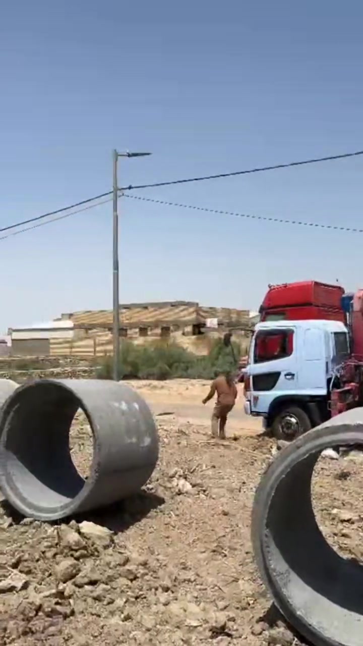 يوجد بواري ماي صب كونكريت جدد للبيع طول متر عرض متر المكان سماوه بيع مستعجل  تواصل معنا ***********
