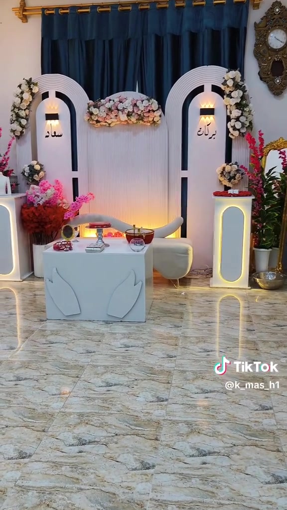السلام عليكم
للبيع خلفيات فقط وحده خشب وثانيه فوم ونظيفات
مكاني الانبار الفلوجة 
*********** واتساب
