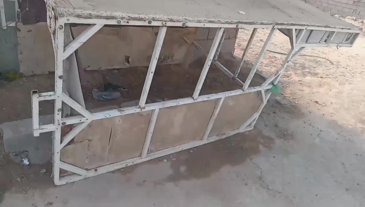 سلام عليكم لبيع محجر نضيف لمكان لنجف سعر خاص ***********
