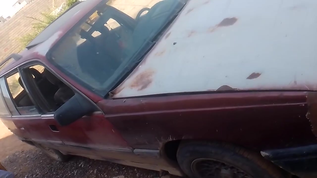 للبيع ثانويه خضراء كابون بنزين طخم تايات جوا النص سياره مال شغل محرك صرف نفخ بي أثر اقبل مراوس
***********
