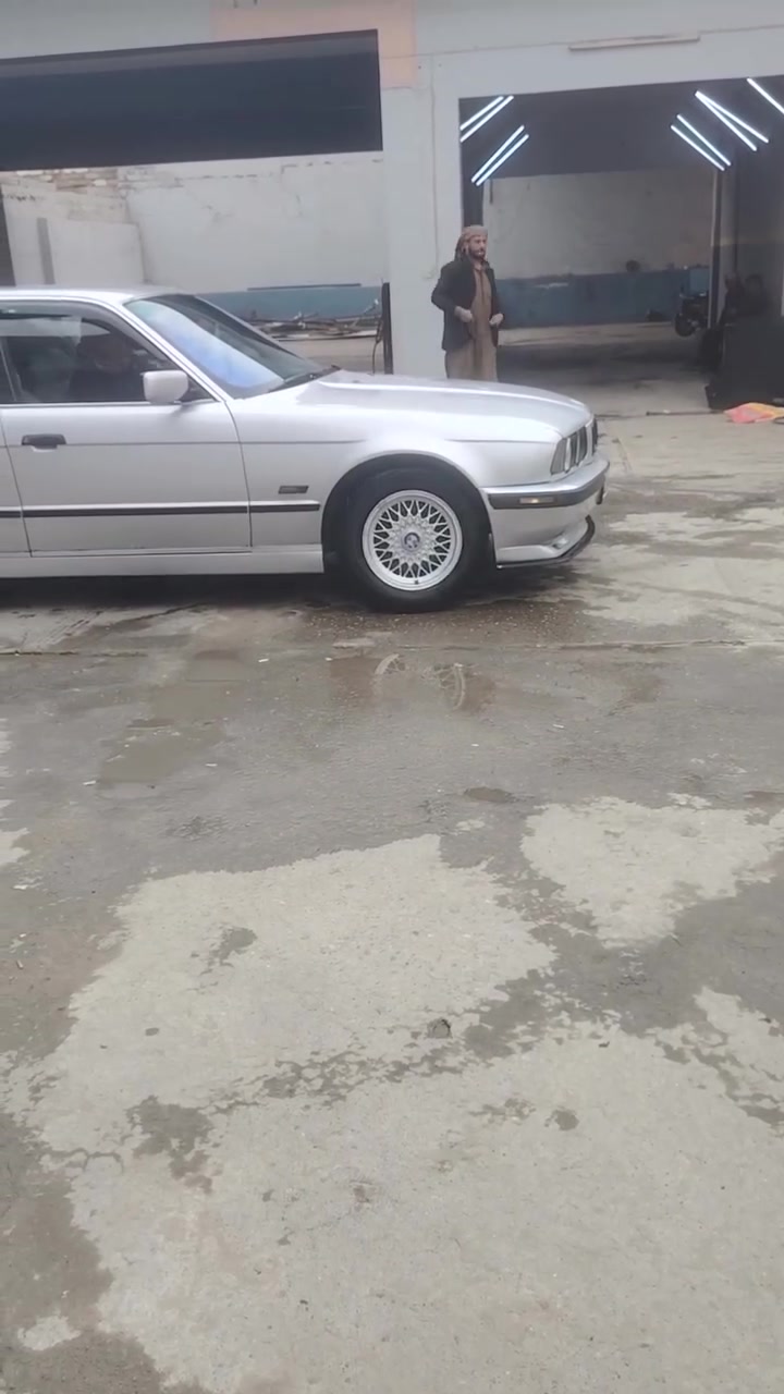 السلام عليكم
BMW 525
لبيع فقط
صبغ عام جماليه
السياره مكفوله
تواصل ***********
