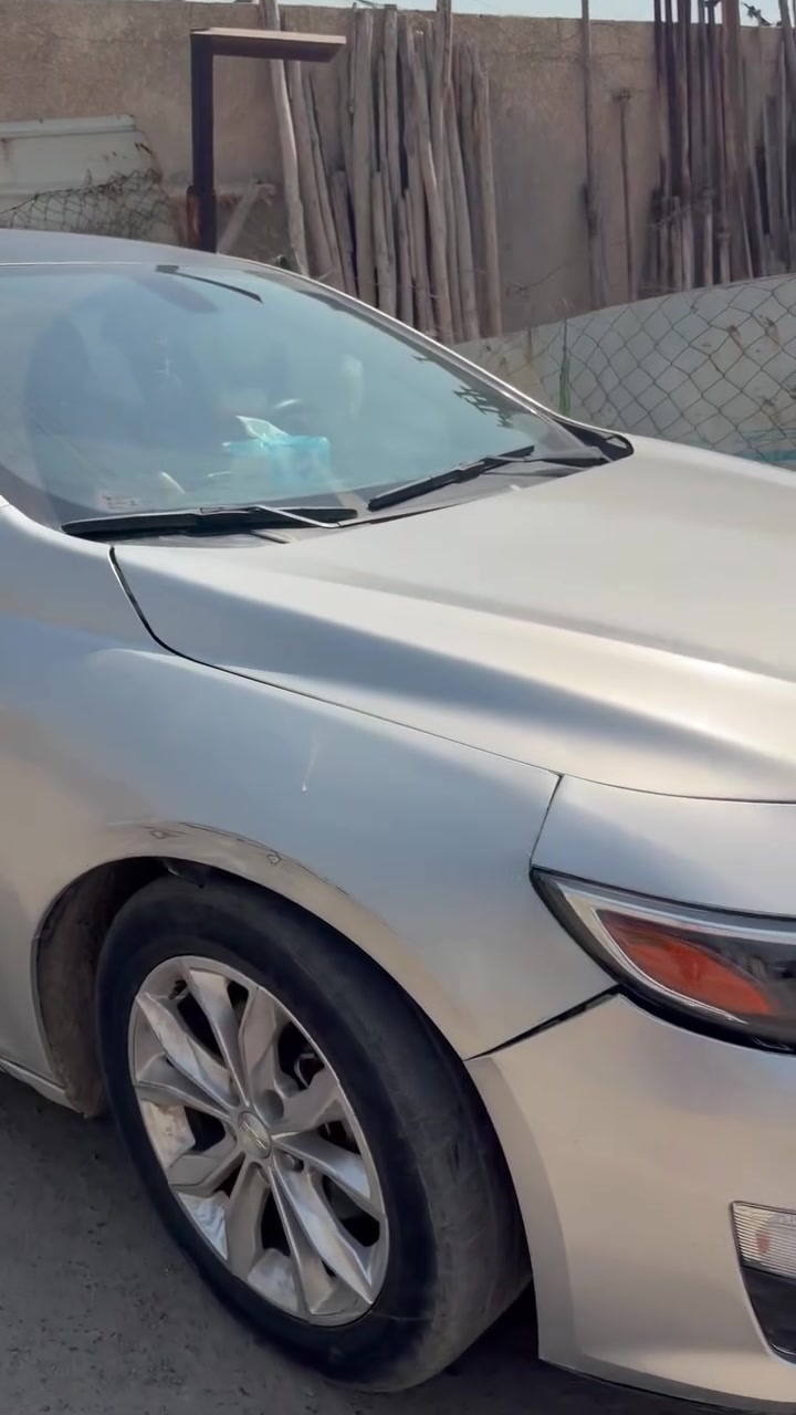 سلام عليكم.  ماليبو ١٩ هايبرد مكينه ١٨٠٠ تيربو هايبرد.     حادثه خفيف بيع او مراوس.     بغداد
***********
