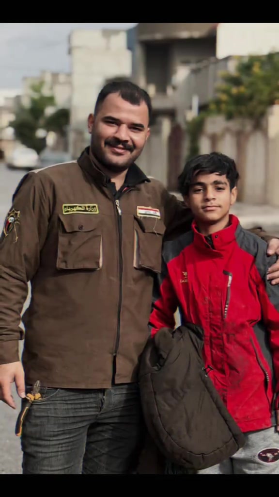 كادر ابو العباس مد الكيبلات وتحول مواقع في الموصل وسهل  وتحويل مواقع في 
داخل الموصل تحياتي الجميع 

*********** ابو العباس الكهربائي 🦅 ⚡

*********** ابو العباس الكهربائي 🦅 ⚡
