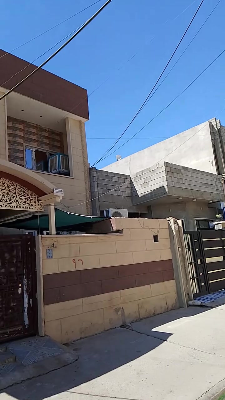 دار للبيع – الرشيدية / قطاع الرابع / باب الحارة
دار طابقين للبيع، مساحة ١٥٠ متر، تحتوي على:
٤ غرف نوم
مطبخ
استقبال
٣ صحيات
طابقان
📍 الموقع: الرشيدية، قطاع الرابع، باب الحارة.
📌 مع واصلة للبلدية.
للاستفسار عن السعر والتفاصيل، يرجى التواصل مع المالك. على الخاص و الواتساب ***********
