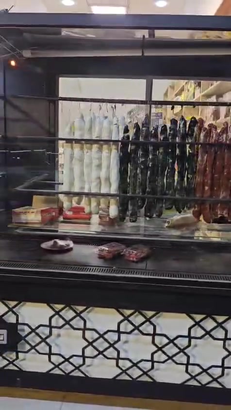 براد كيك نضيف دبل ماطور
العرض 3متى والطول 2متر
ب600
بغداد القاهرة ***********
