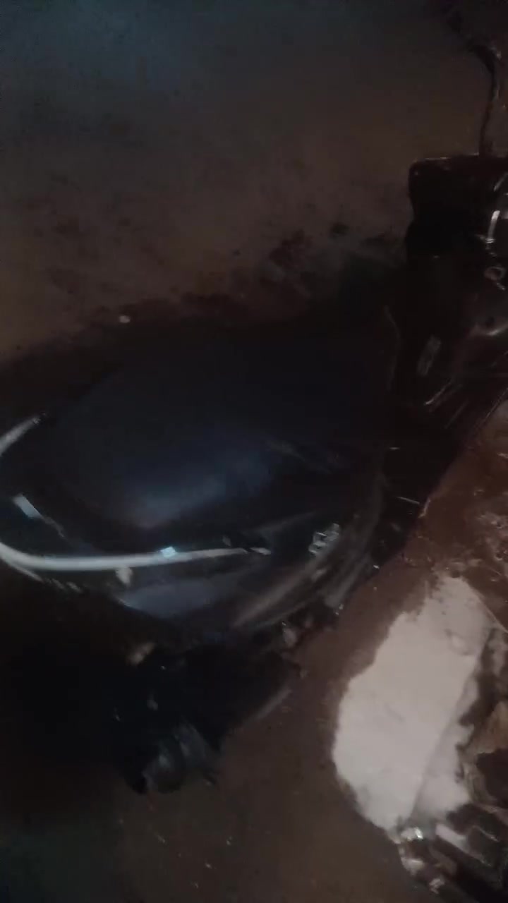 السلام عليكم دراجه ماكس اجمل للبيع دراجه ماكينتها حلوه شلعه معدل دراجه سعرها 200 وبيها مجالمكان الكماليه رقم الهاتف***********
