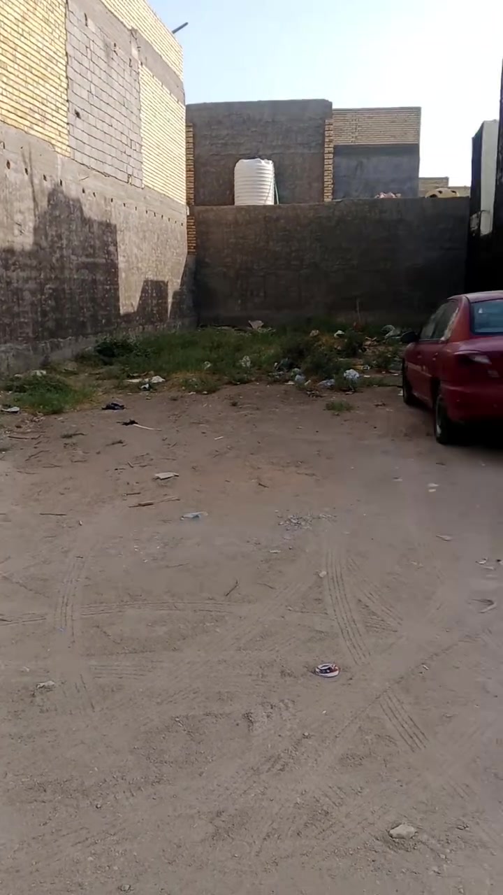 أرض • ماكو تفاصيل • موقع مجهول