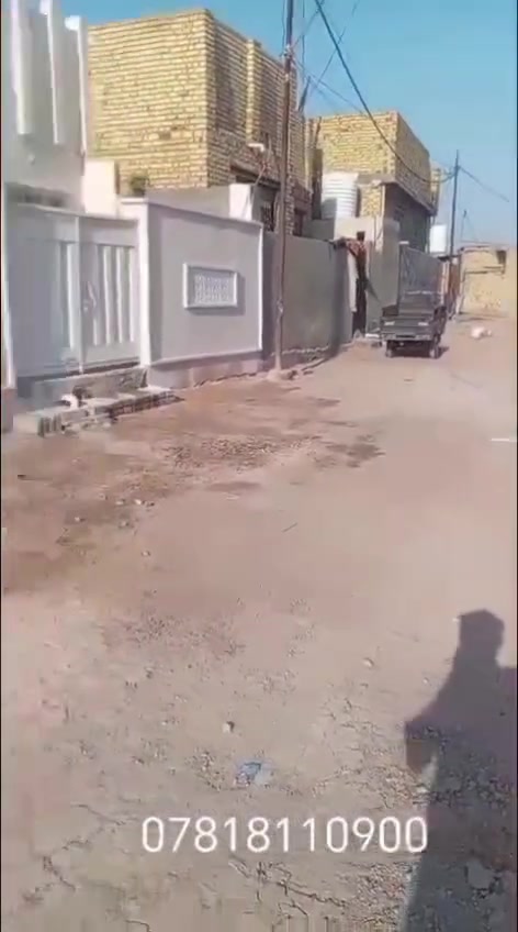 السلام عليكم
بيتونه
دار للبيع ويحتوي على
2 غرفتيين نوووم
صاله
استقبال صحيات
مطيخ
حديقه المساحه200 متر
***********
