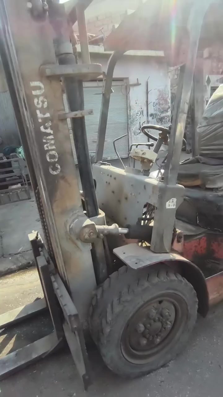 لبيع رافعه 4.5 ثلاث جوابه ***********
