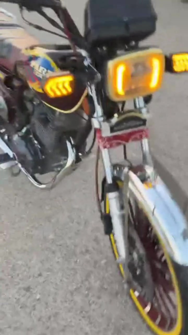 سلام عليكم 
دراجه مكينه 300cc crx 2026للبيع
مكينه كبس منفيست الاصلي اربيل 
*********** 
السعر 1250000 أو بيها مجال
