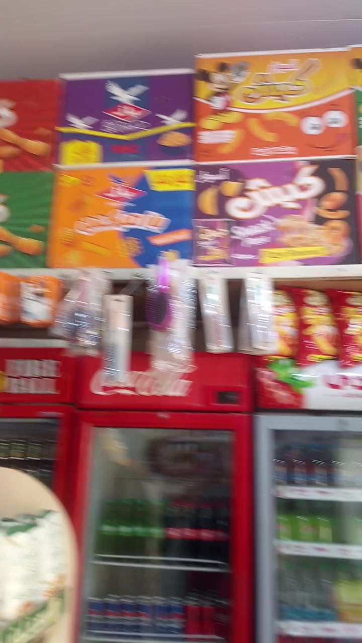 سلام عليكم مرخصت المسئول
عندي اسواق كامله متكامله من كلشي للبيع
ايجارها بل شهر ميه وخمسين ومولده خمسين فول 
المدرسه تبعد عنك ميت متر  مكان السواق حله القوره شارع 
مدرسه ابو مهدي البصيرللستفسار‏‪***********‬‏
