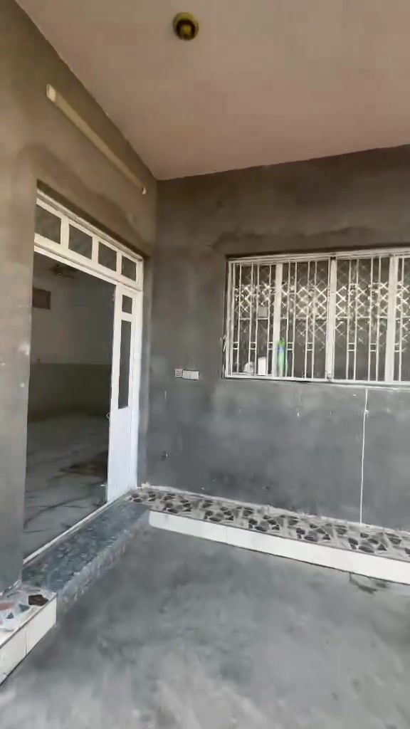 السلام عليكم بيت ٣٠٠ متر للبيع
البيت متكون من ٣ غرف نوم وصاله واستقبال ومطبخ وصحيات العنوان هور الباشا قرب محطة الكهرباء السعر ٨٥ وبي مجال للأتصال والاستفسار اتصل على الرقم التالي او تفضل خاص 
***********
