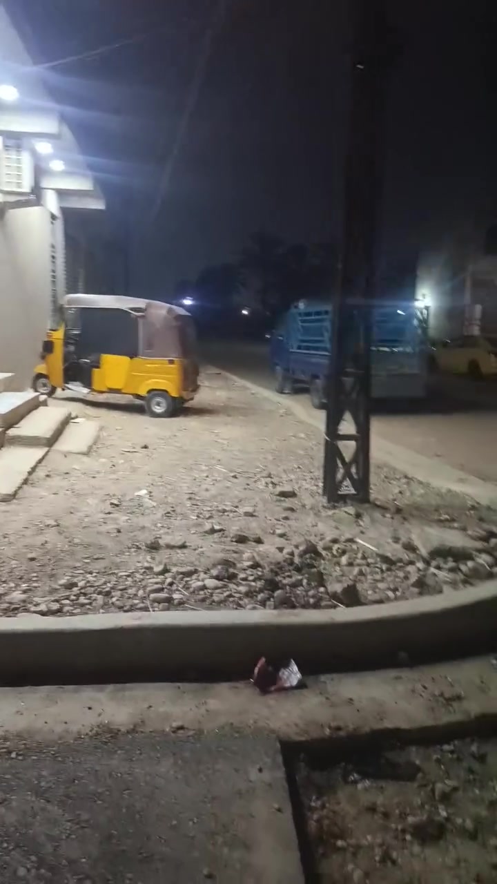 بنايه ركن عله شرعين من ضمنه اسوق بسبع قصور مقابل حي الكوفه مي كهربه تبليط كامل خدمات سعر 65رقمي***********

نص مكتوب في الصور:
- HONOR X9c 17mm f/2.2 1/100s ISO237 2024.10.11 14:10
- HONOR X9c 17mm f/2.2 1/50s ISO171 14:10 01/01/2026