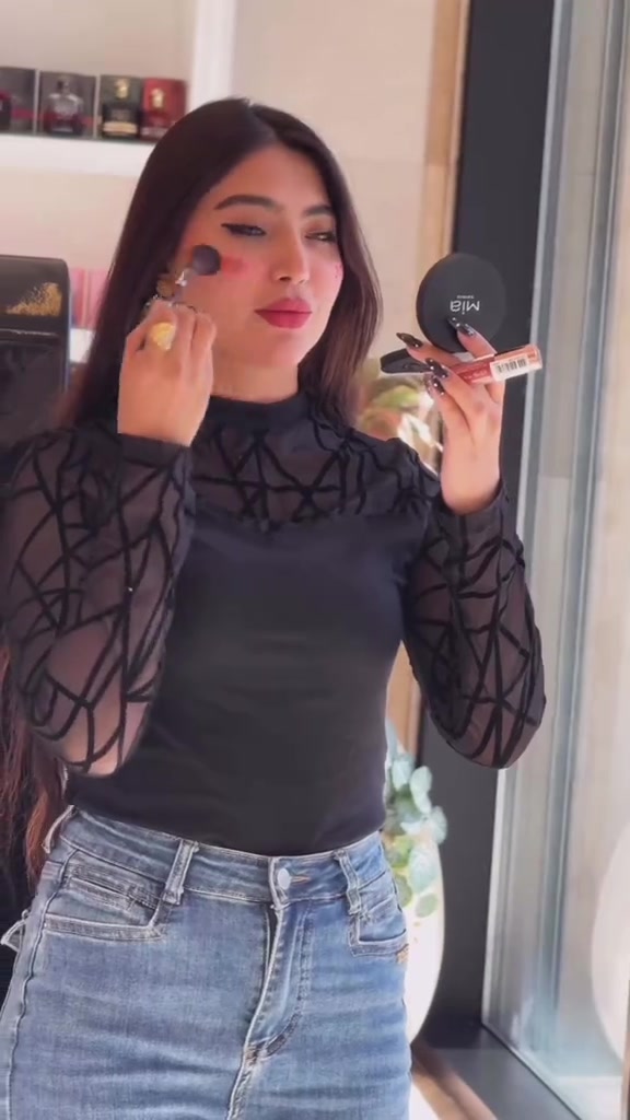تنت للشفاه وبلاش LIQUiD من براند mia الايطالية بالوان مميزة وثبات عالي ✨ 💕 ارقام الواتساب للحجز المباشر: ***********📞 ***********📞 ***********📞  ***********📞 رقم الدعم والشكاوي  ***********📞 الفرع الاول (كوزمتك هدى يوسف) بغداد - بغداد الجديدة - مول الجواهر - السرداب الفرع الثاني ( كوزمتك هدى يوسف ) زيونة شارع الربيعي عمارة الارجوان الطابق الاول  الفرع الثالث( كوزمتك هدى يوسف ) المنصور  شارع الرواد  مقابل مول خليفة⁩
